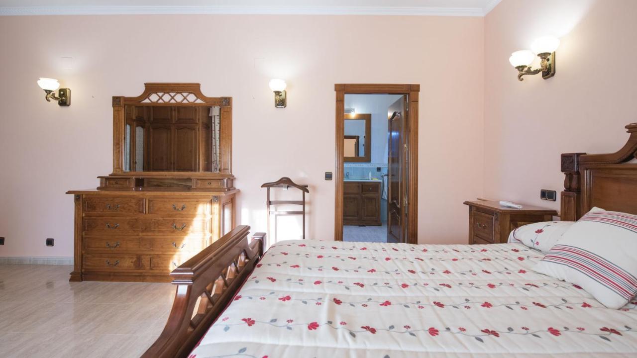 Villa Las Tres Hermanas Albarreal De Tajo By Toledo Ap Екстер'єр фото